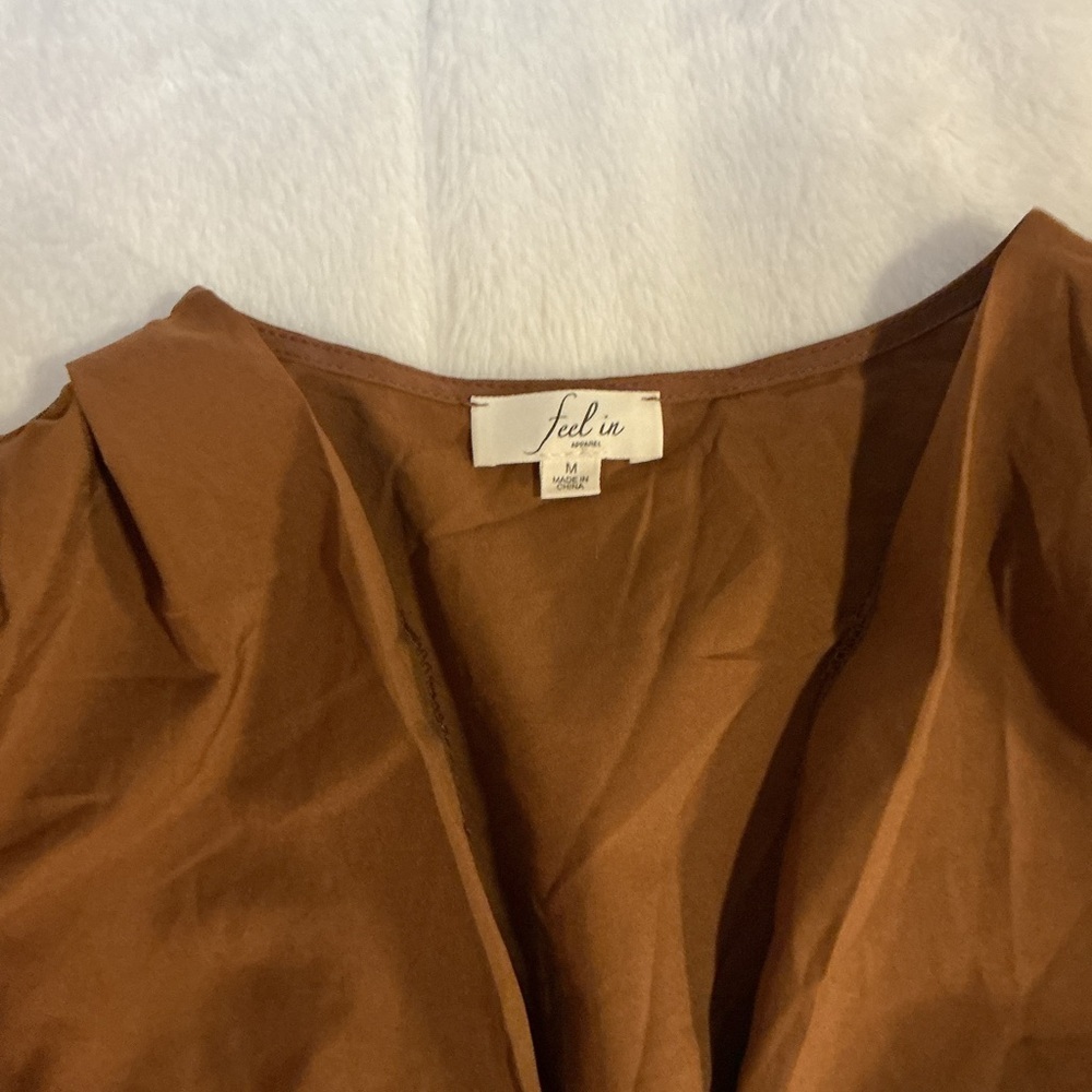 Elegant Brown Women's Top - Picture 6 of 7